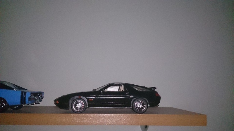 Italeri Porsche 928 S4 10366111