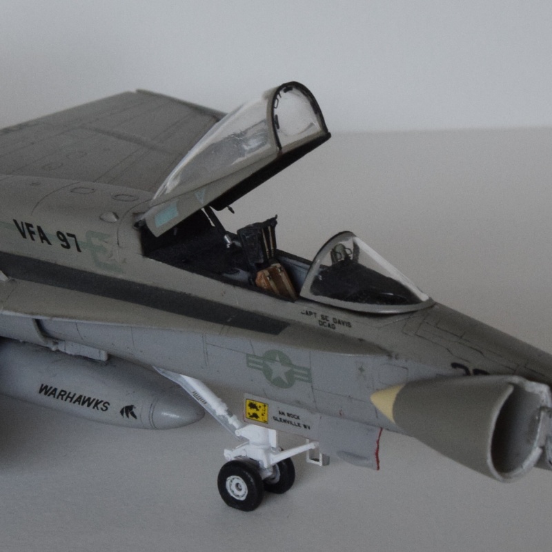 F/A-18A Hornet - Fujimi- 1/72 Csc_0015