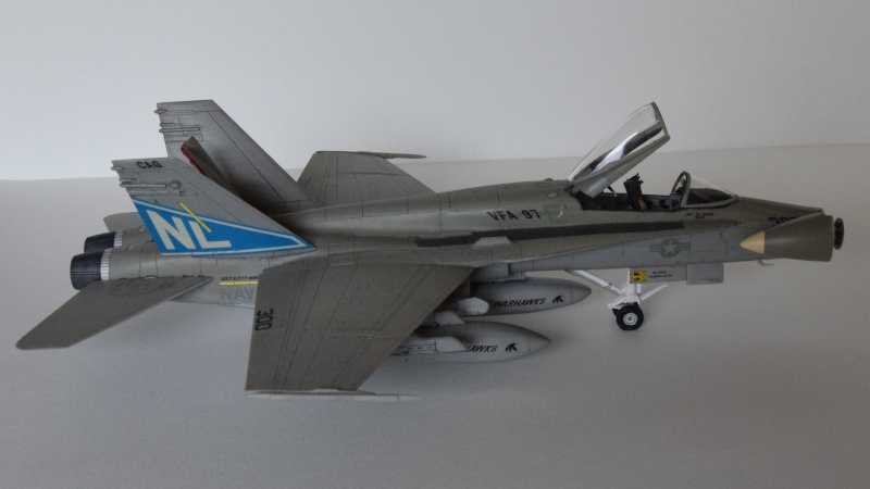 F/A-18A Hornet - Fujimi- 1/72 Csc_0016