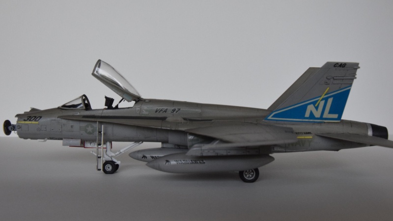 F/A-18A Hornet - Fujimi- 1/72 Csc_0020