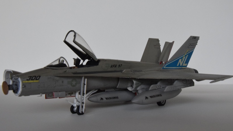 F/A-18A Hornet - Fujimi- 1/72 Csc_0021