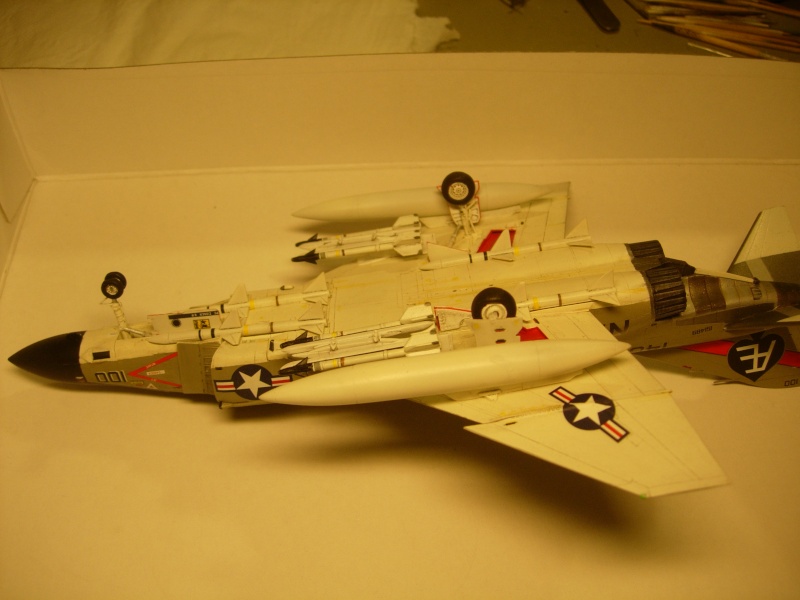 F4J Phantom II - Hasegawa - 1/72 - Page 4 Dscn0131