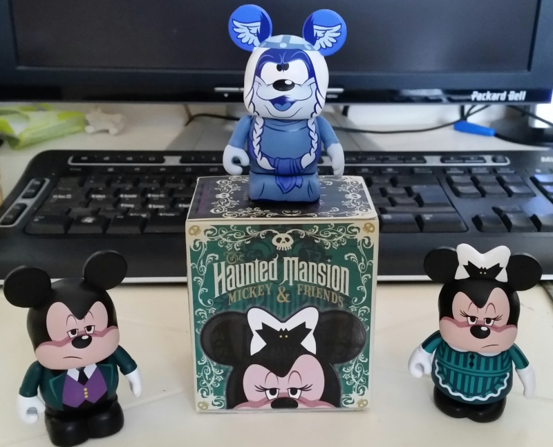 Vinylmation - Page 18 2014-110