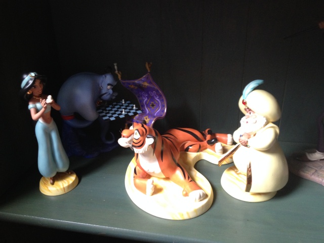 Walt Disney Classics Collection - Enesco (depuis 1992) - Page 27 Img_9310