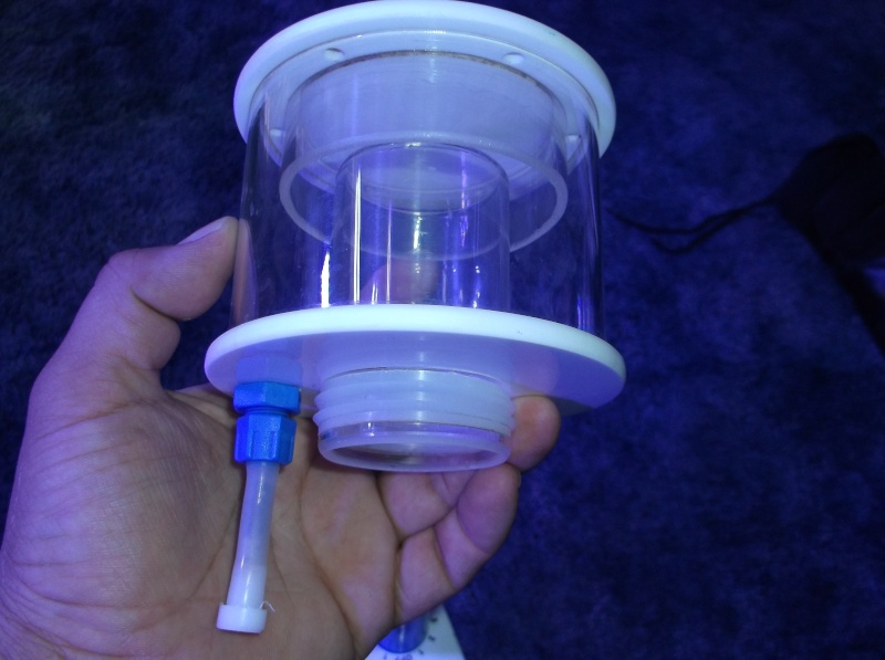 SC AQUARIUMS SCA-301 65 GALLON PROTEIN SKIMMER Review Dscf9113