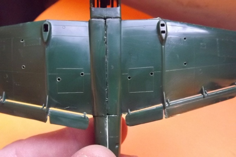 [Concours Avions Allemands WWII] - Junkers JU-87 G Stuka Tank Buster  . Terminé !!! - Page 5 Dscf5627
