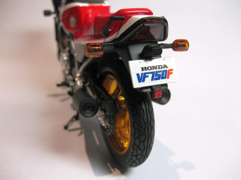 Honda VF750F 1:12 Tamiya Tamiya18