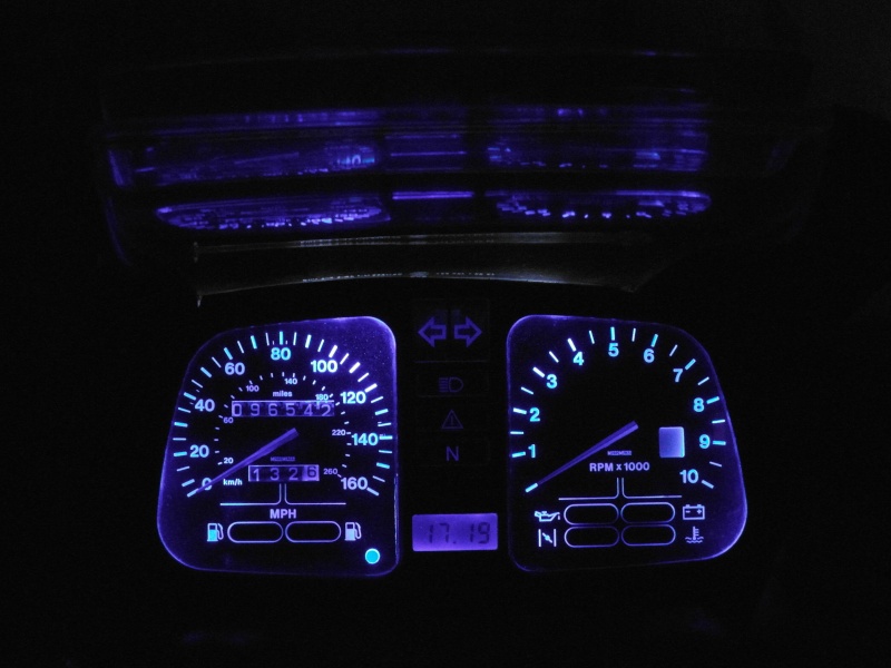 LED speedo lighting Sam_0911