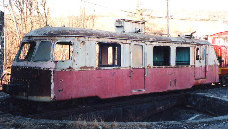 Autorails à voie métrique Epave10