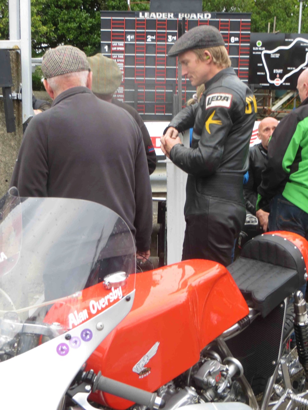 classic - [Road racing] Classic TT/ Manx GP 2019  - Page 20 Chris_10