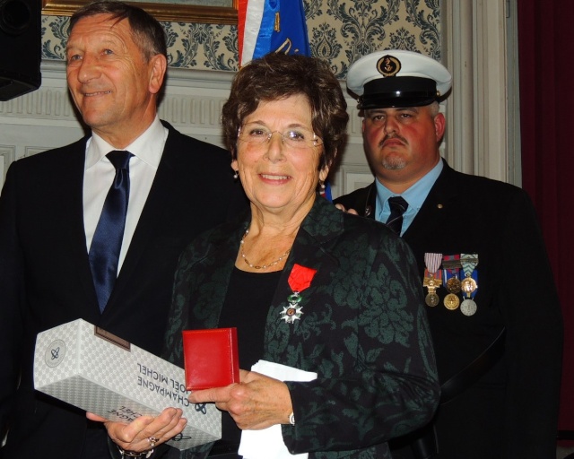 16.- Remise de la Croix de Chevalier de la L.H à Ginette PLANSON : 7.11.2014 110