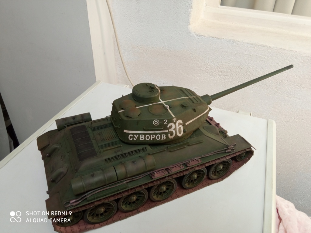Char soviet T-34/85 [Hobby Boss 1/16°] de andraud 13780 Img_2255