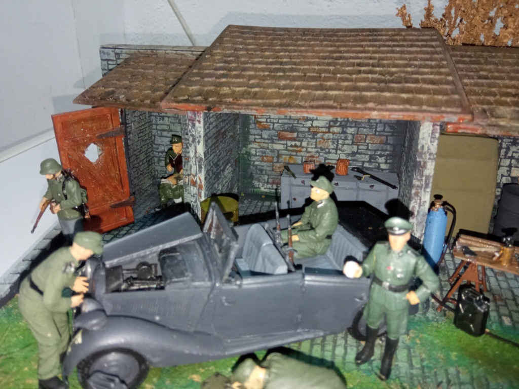 Dio : Military car typ 170V Tourenwagen 4 türen [Master Box Ltd 1/35°] de andraud 13780 Img_2374