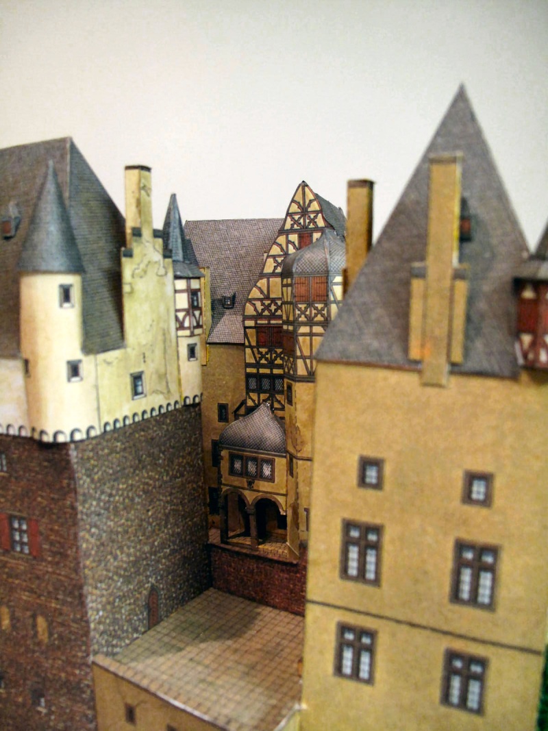 Burg Eltz, Galerie 3410