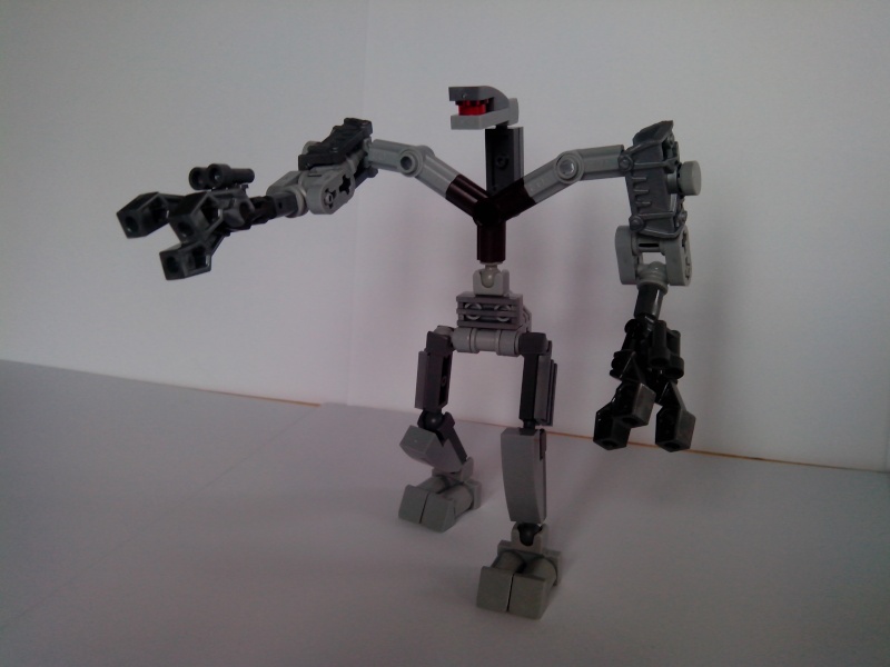 [Concours] Mini-MOC Challenge n°4 : des légions de robots ! Img_2013