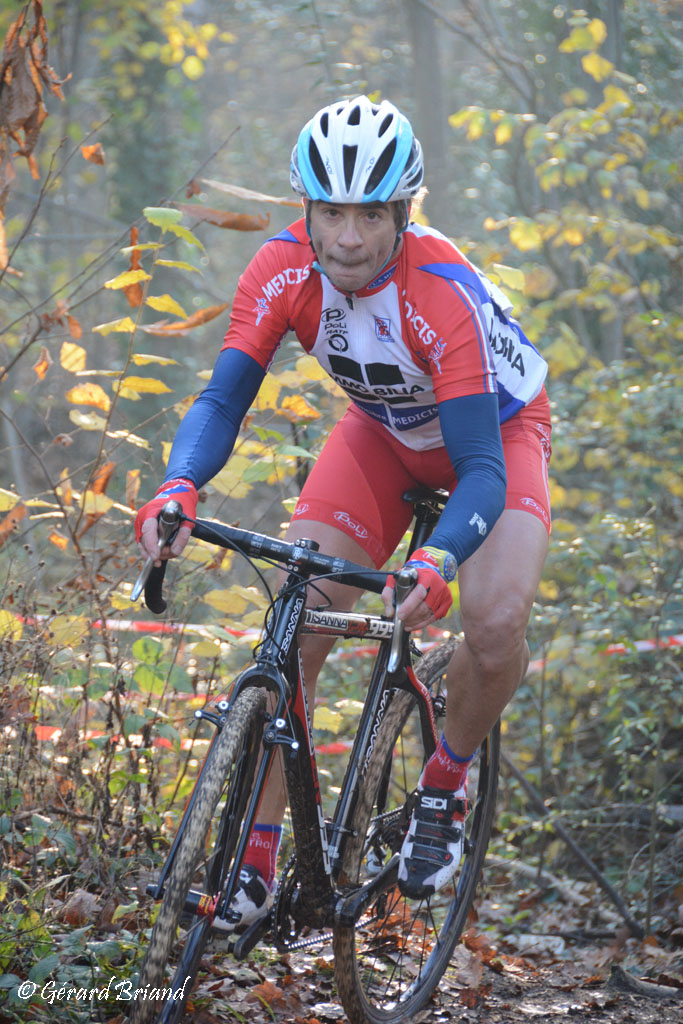 FSGT Cyclo-cross de Châtenay-Malabry Juniors/Vétérans/Super-Vétérans et Anciens 30 Novembre 2014 Dsc_0117