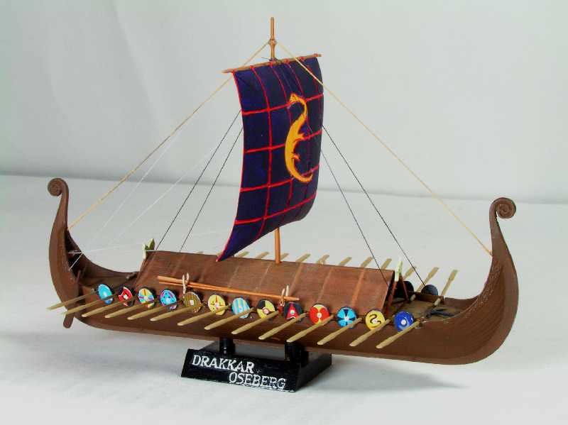 Drakkar Oseberg Viking Warship - Heller 1/180 Drakka27