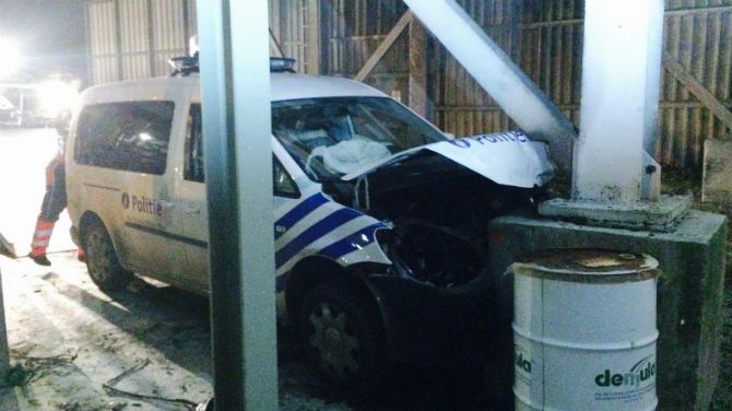 04/12/2014 - 19h30 - Crash canine Police zone Mechelen-Willebroek a Tisselt 16909110