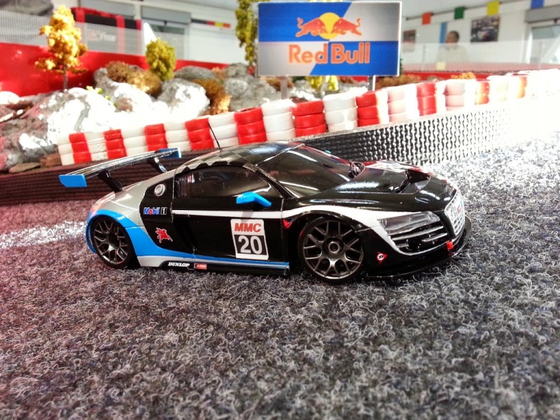Les mini bolides de Morisme R8-210