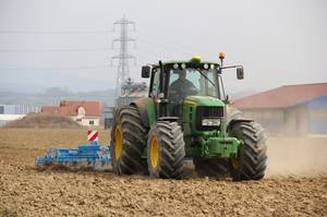 Photos de vos tracteurs - Page 17 C_data10