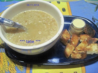 Soupe à l'oignon à la crème et Parmesan.+  photos. Img_3513