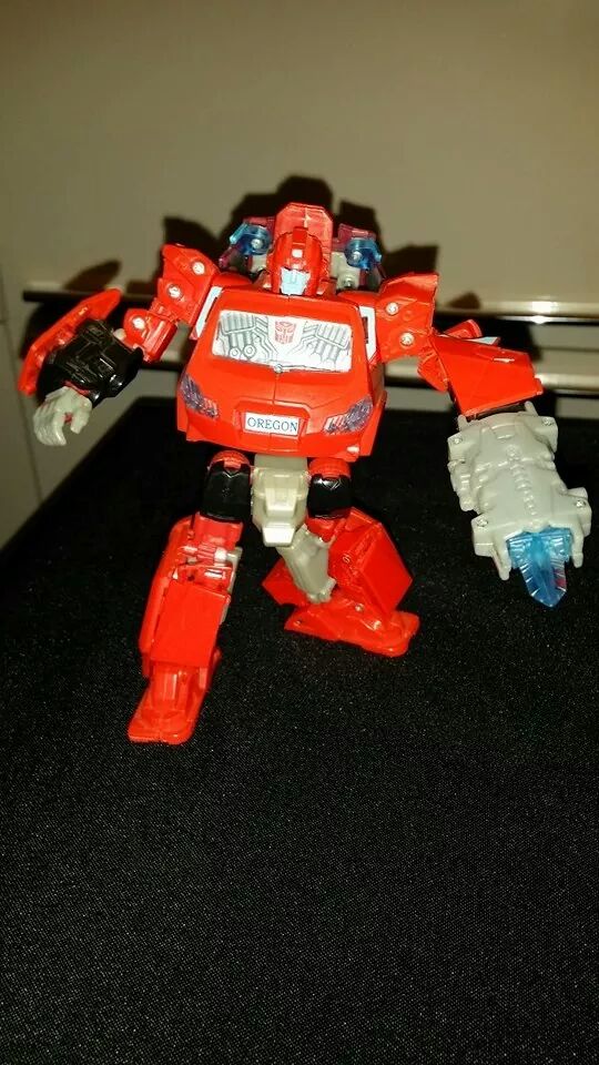 Collection Transformers de sylv1 (AOE, CHUG, TF PRIME, BH, MP, LABELS INDÉS ET G1.. ) - Page 24 Img_1417
