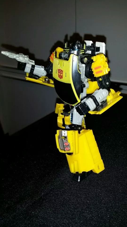 Collection Transformers de sylv1 (AOE, CHUG, TF PRIME, BH, MP, LABELS INDÉS ET G1.. ) - Page 24 Img_1617