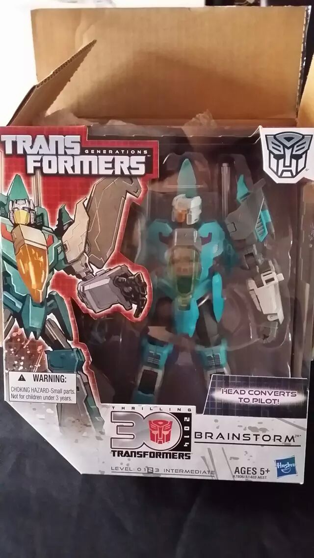 Collection Transformers de sylv1 (AOE, CHUG, TF PRIME, BH, MP, LABELS INDÉS ET G1.. ) - Page 24 Img_2510