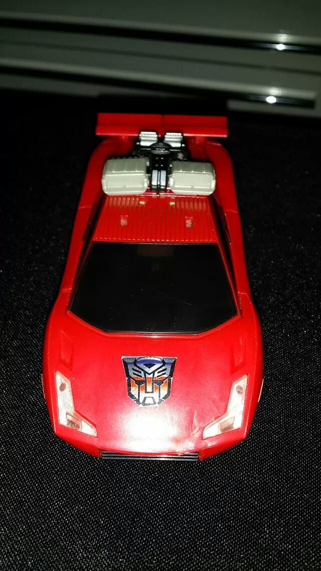 Collection Transformers de sylv1 (AOE, CHUG, TF PRIME, BH, MP, LABELS INDÉS ET G1.. ) - Page 24 Img_6010