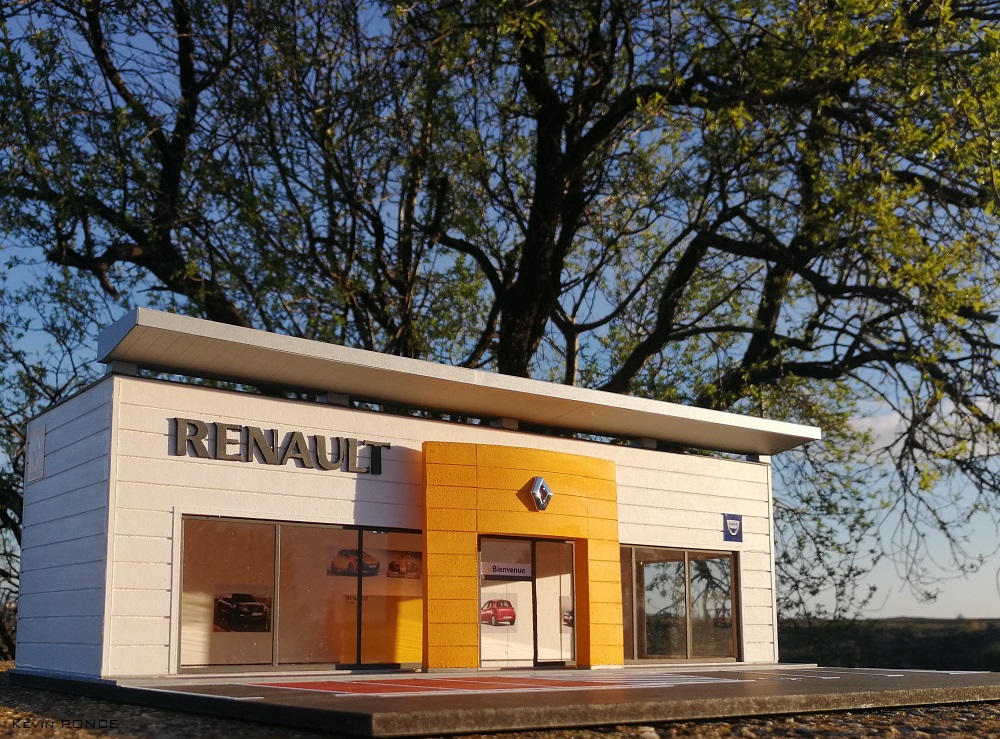 Maquette n°074 : La Concession Renault style années 2010 074-2015