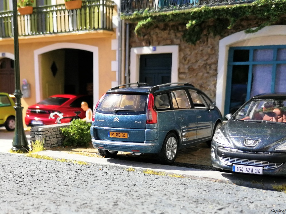 C4 Picasso I / Grand C4 Picasso I Citroz15