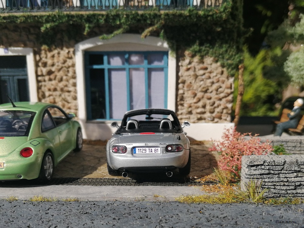 MX-5 III / Miata (NC) Mazda_10