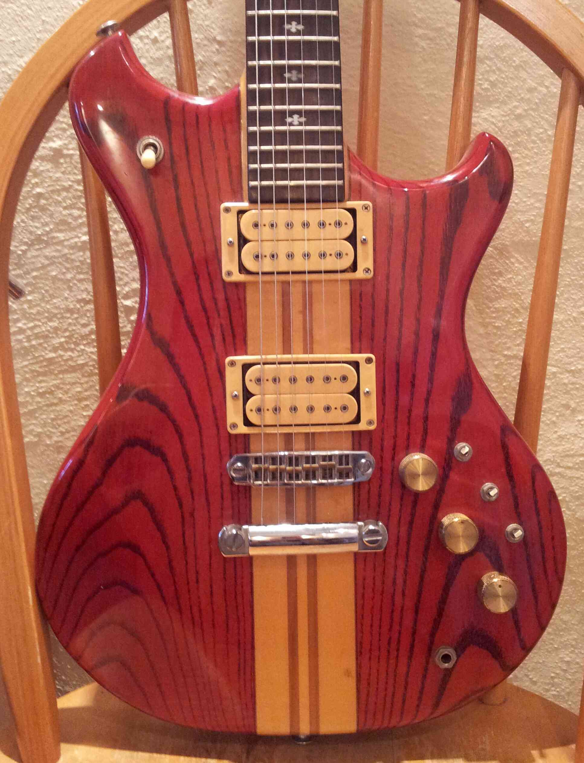 guitar - Newbie post about my Thunder III guitar Img_0111