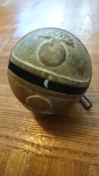 Identification GRELOT (Merci Le Louis) avec grenades enflammées Dsc_7914