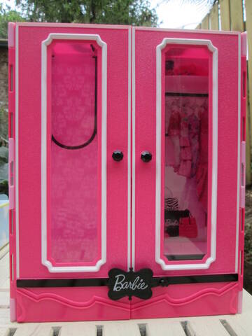 mon fabuleux dressing barbie