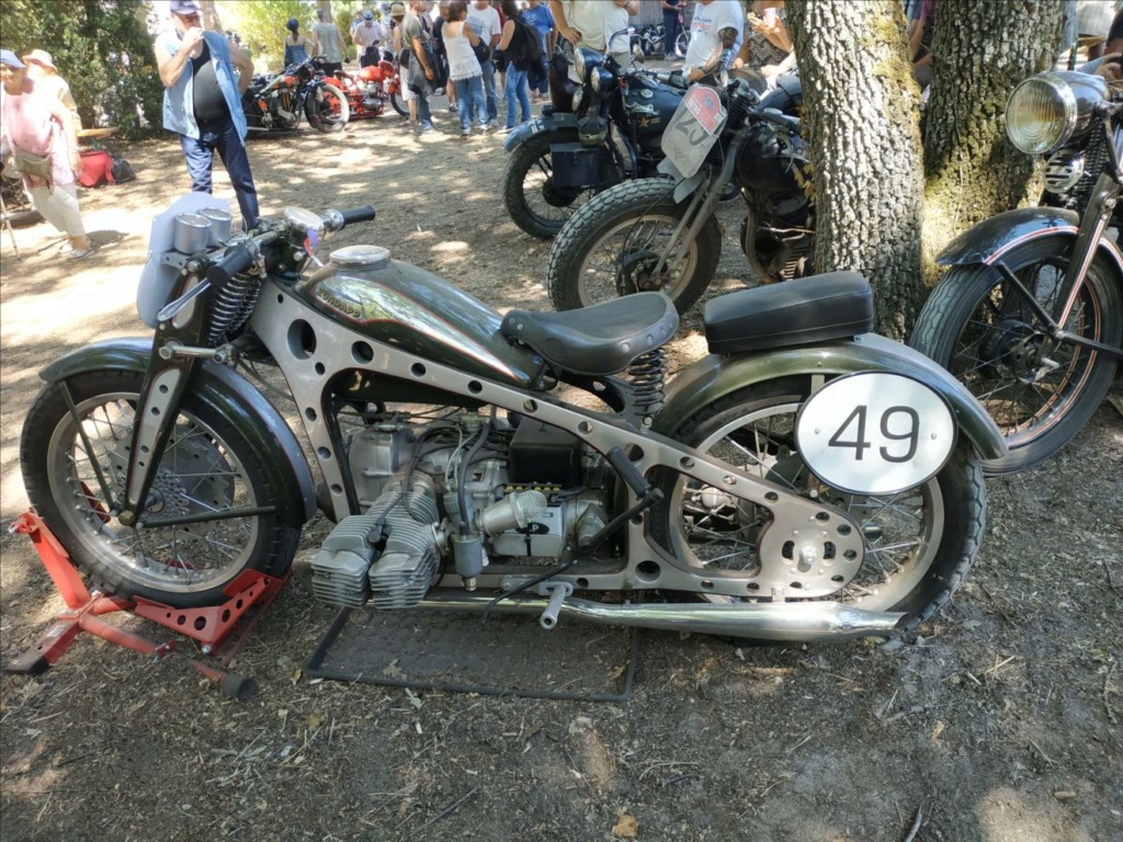 grand prix retro du Puy Notre-Dame Img_2077