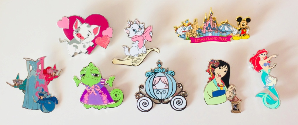 Ma collection Disney (hors poupées) - Page 21 Pins10