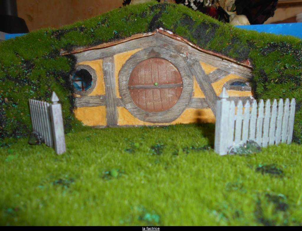 *MAISON de HOBBIT      C'est mon imaginaire !!      - Page 2 Dscn2445