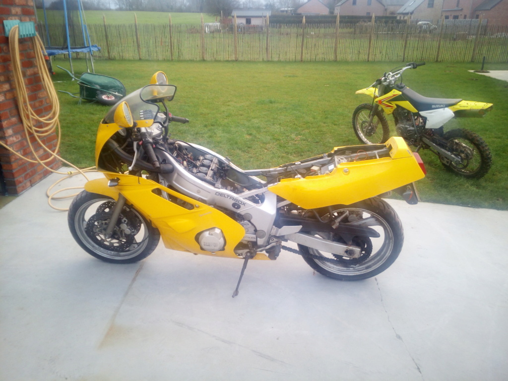 ZXR 750 "ENDURANCE" - Page 2 Img_2038