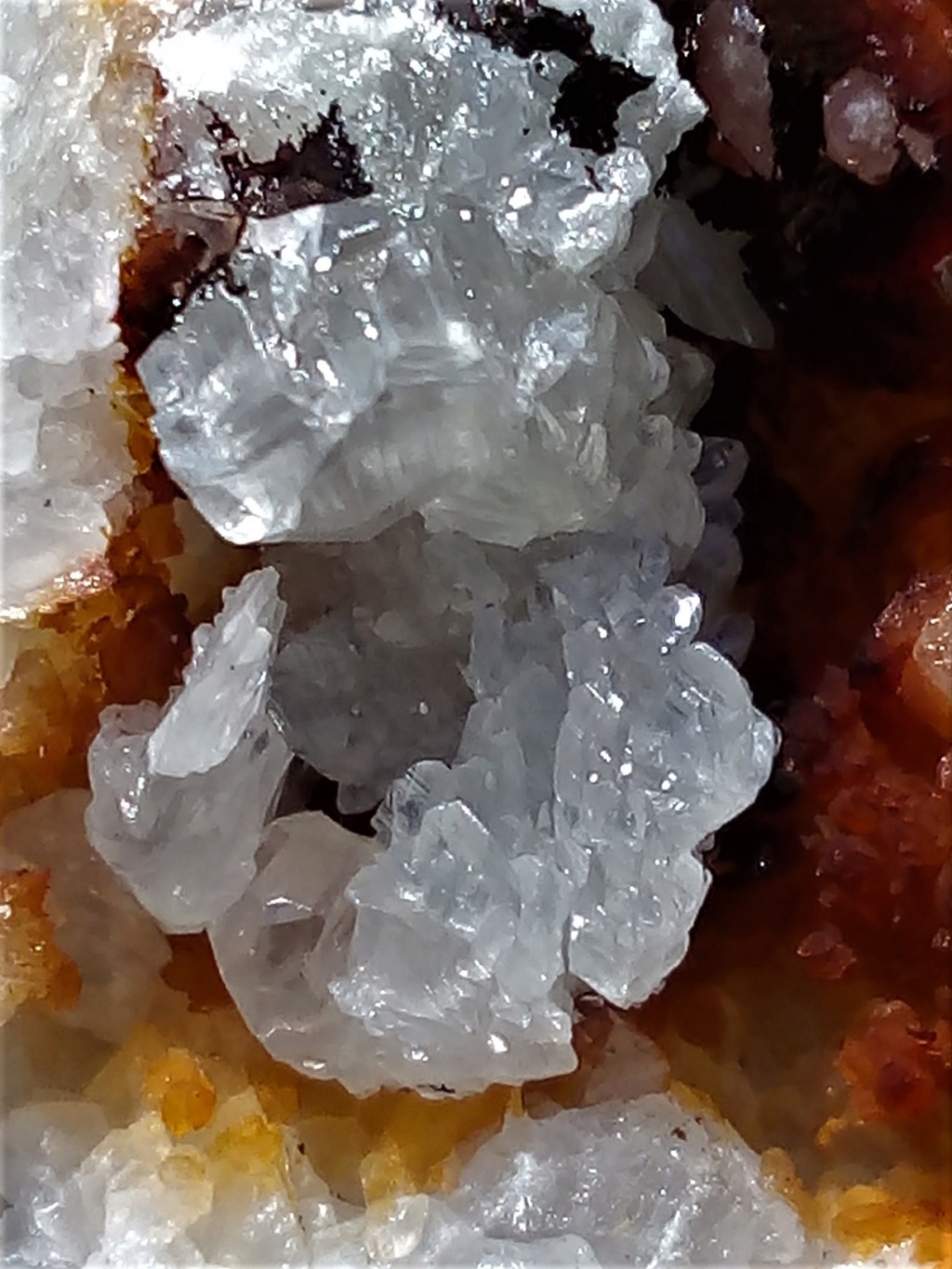 Minéraux de la mine CLARA autres que la Fluorite et la barite - Page 3 Img_2379