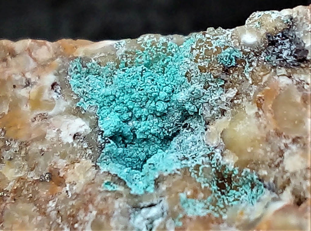 Minéraux de la mine CLARA autres que la Fluorite et la barite - Page 4 Img_2977
