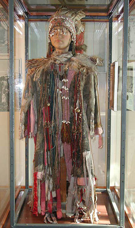 Алтайский мандьяк - шаманский костюм Ft3ssf10