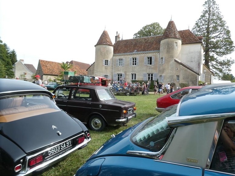 Expo anciennes Château Etrabonne Champagne Sur Vingeanne (21)  Gn9vh010