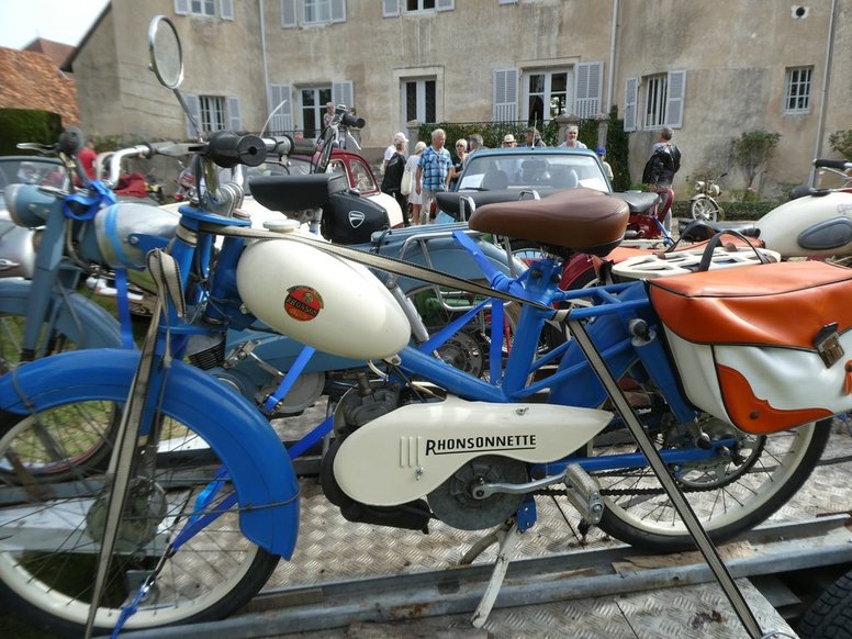 Expo anciennes Château Etrabonne Champagne Sur Vingeanne (21)  Rzzvte10