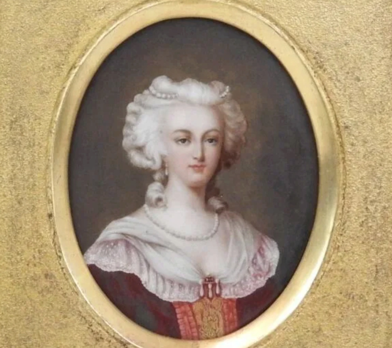 Collection : miniatures de Marie Antoinette et de ses proches - Page 21 Tzolzo11