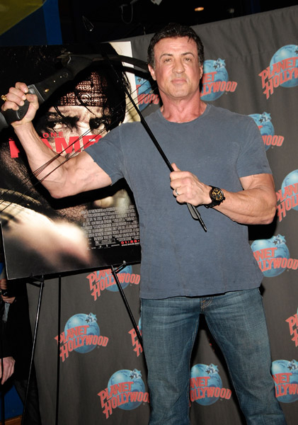 Stallone et le Planet Hollywood - Page 2 51226515
