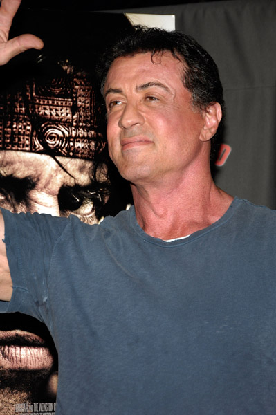 Stallone et le Planet Hollywood - Page 3 51226525