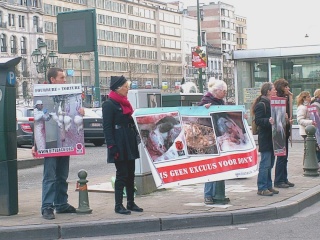 (B) Manif. anti fourrure Bite Back à Bruxelles !! 20100222