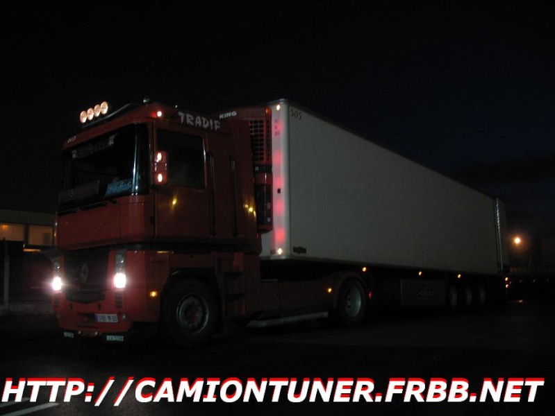 Camion by night Img_4220