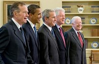 Tous les anciens présidents haitiens sur le même podium... Ancien10